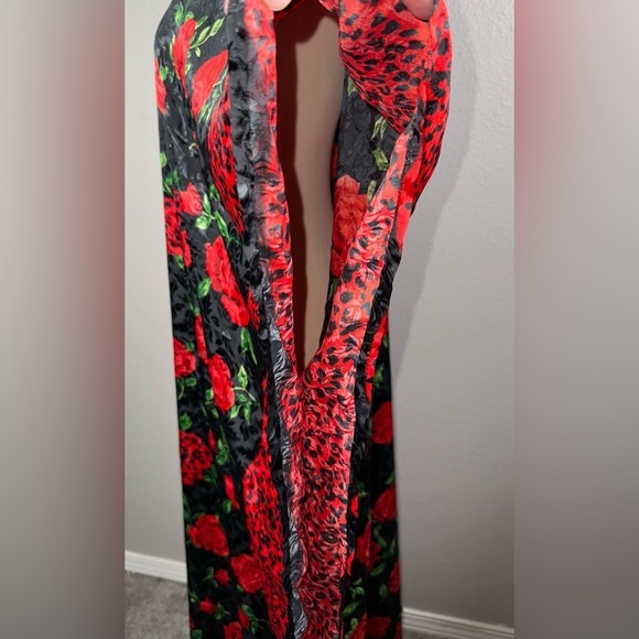Gold Coast OS Fits Most -Caftan dress NWT  red-black - Picture 7 of 10